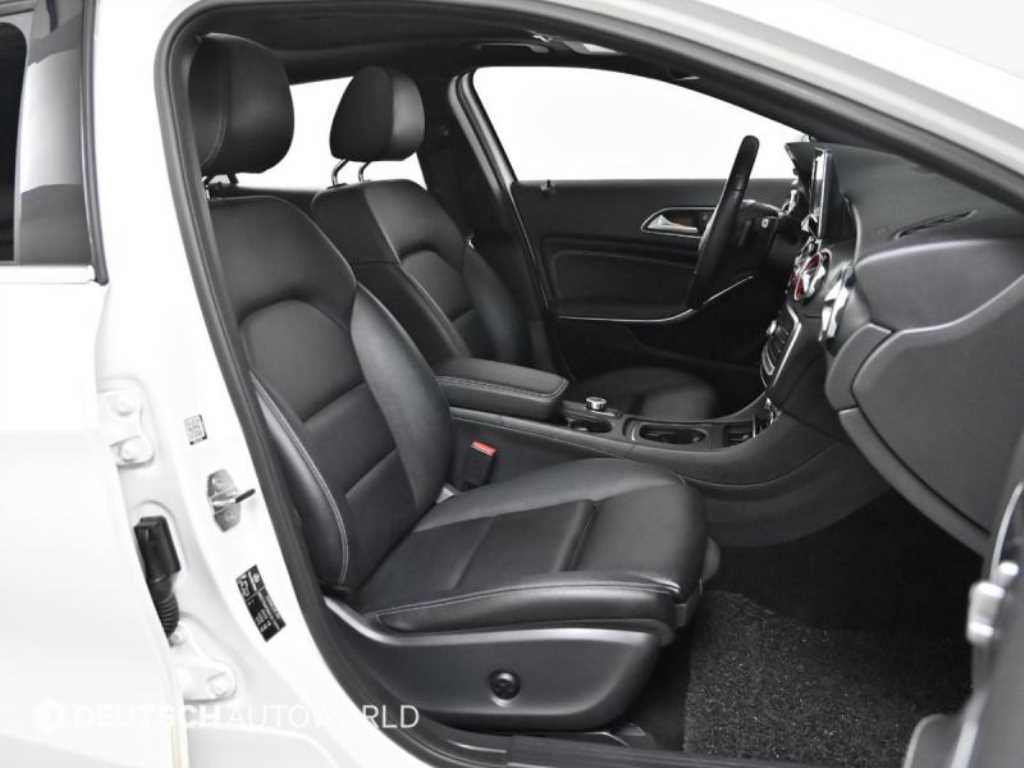 Mercedes Benz GLA Class - Vista 10