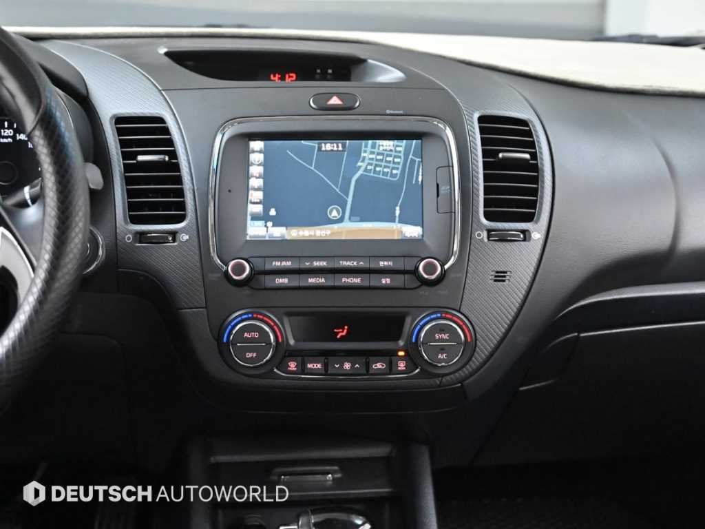 KIA K3 2016 Gris - Importación desde Corea - HF Imports Iquique - Foto 14