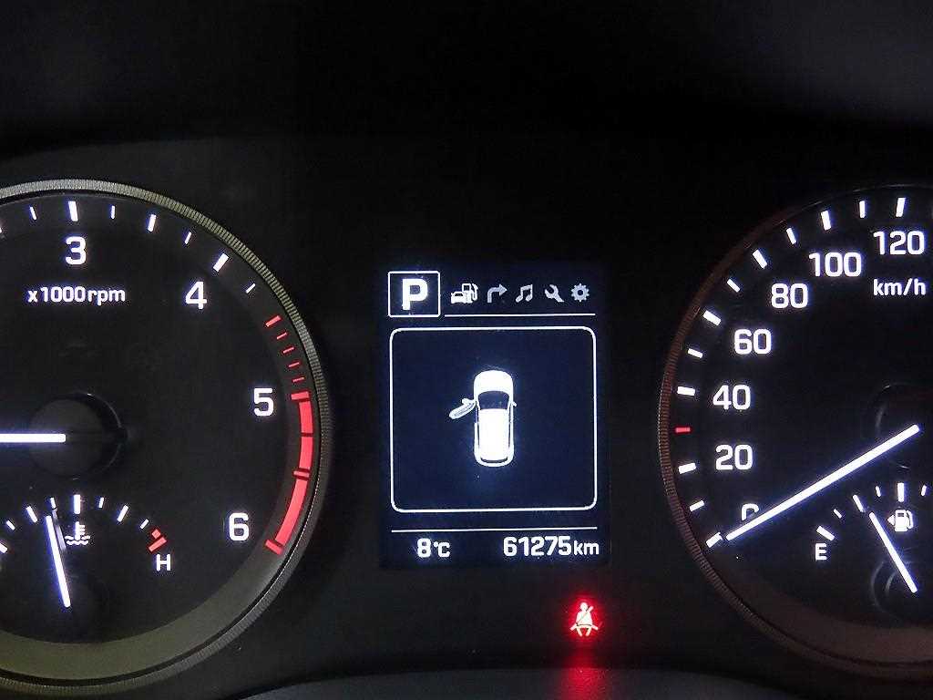 HYUNDAI Tucson - Vista 9