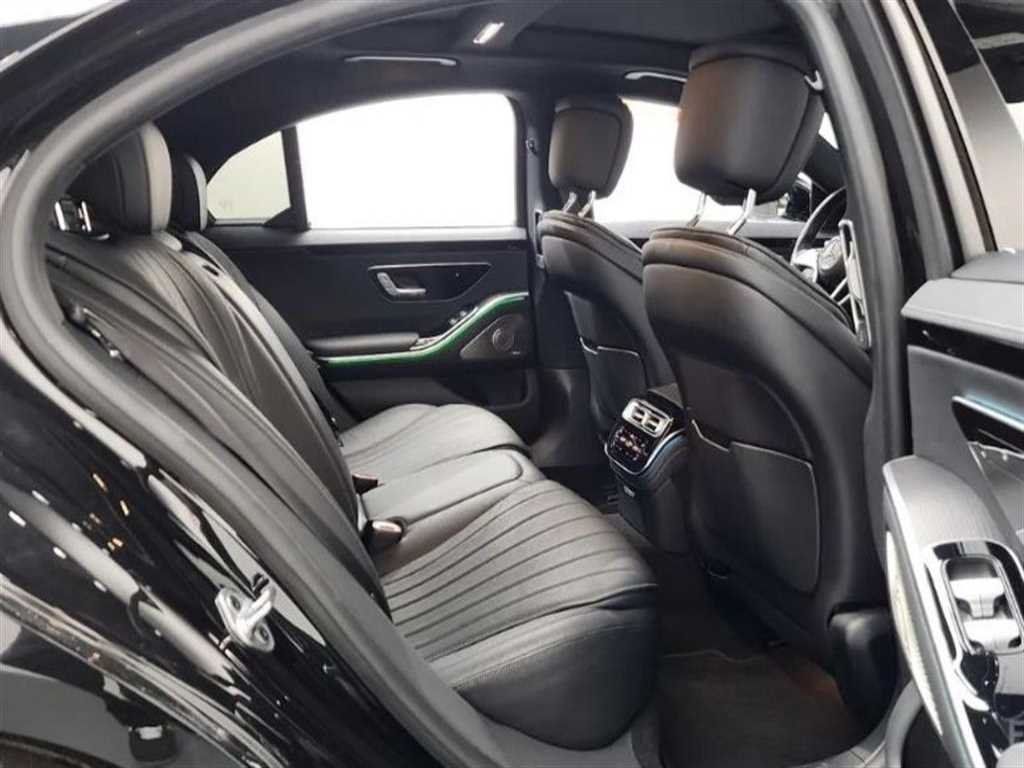 Mercedes Benz S Class - Vista 12