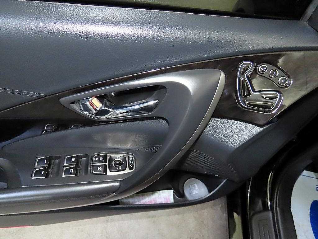 HYUNDAI Grandeur 2014 Negro - Importación desde Corea - HF Imports Iquique - Foto 13