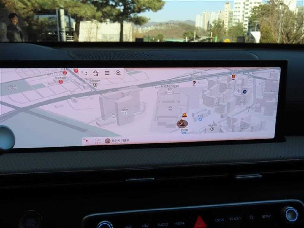 Genesis GV80 - Vista 8