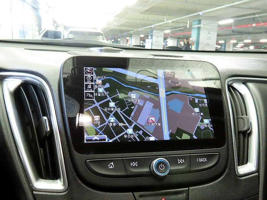 Chevrolet Malibu 2017 Blanco - Importación desde Corea - HF Imports Iquique - Foto 13