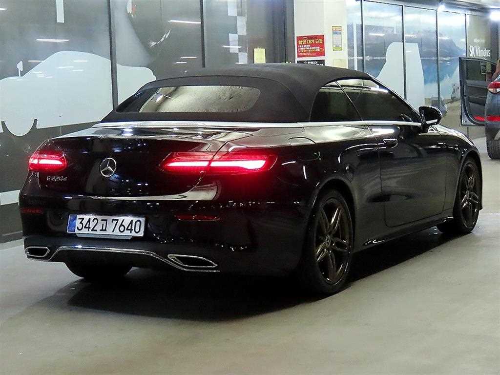 Mercedes Benz E class - Vista 4