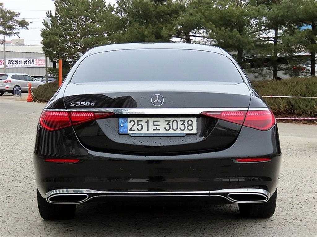 Mercedes Benz S Class - Vista 4