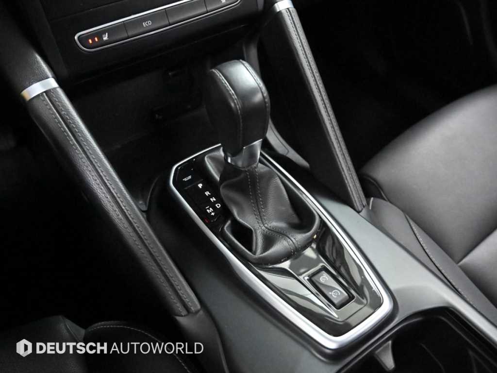 SAMSUNG QM6 - Vista 9