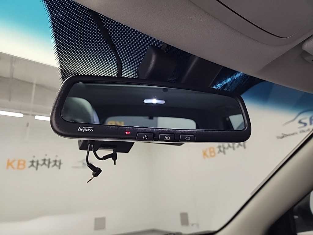 Ssangyong Tivoli 2017 Blanco - Importación desde Corea - HF Imports Iquique - Foto 16