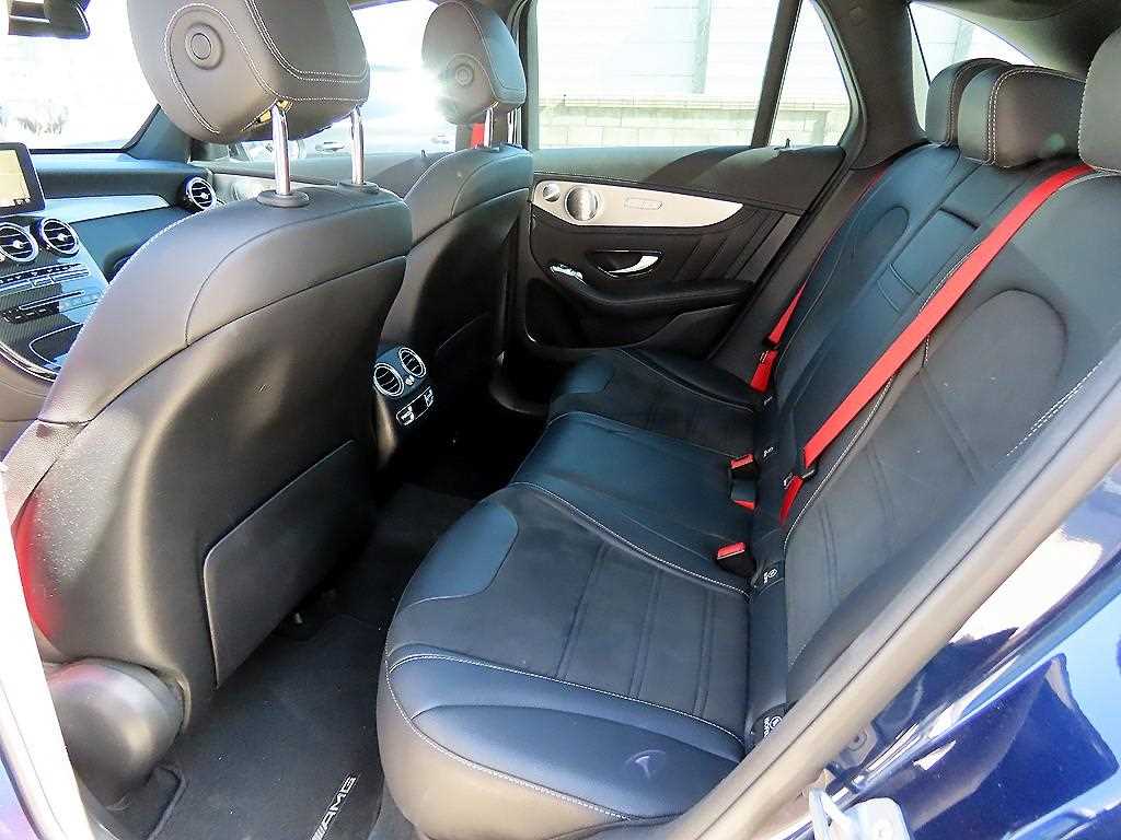 Mercedes Benz GLC Class - Vista 6