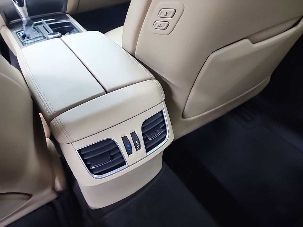 HYUNDAI Genesis 2016 Negro - Importación desde Corea - HF Imports Iquique - Foto 13