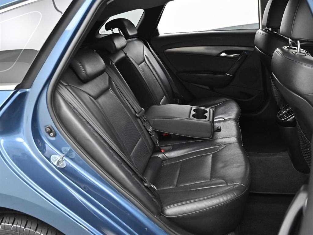 HYUNDAI i40 - Vista 12