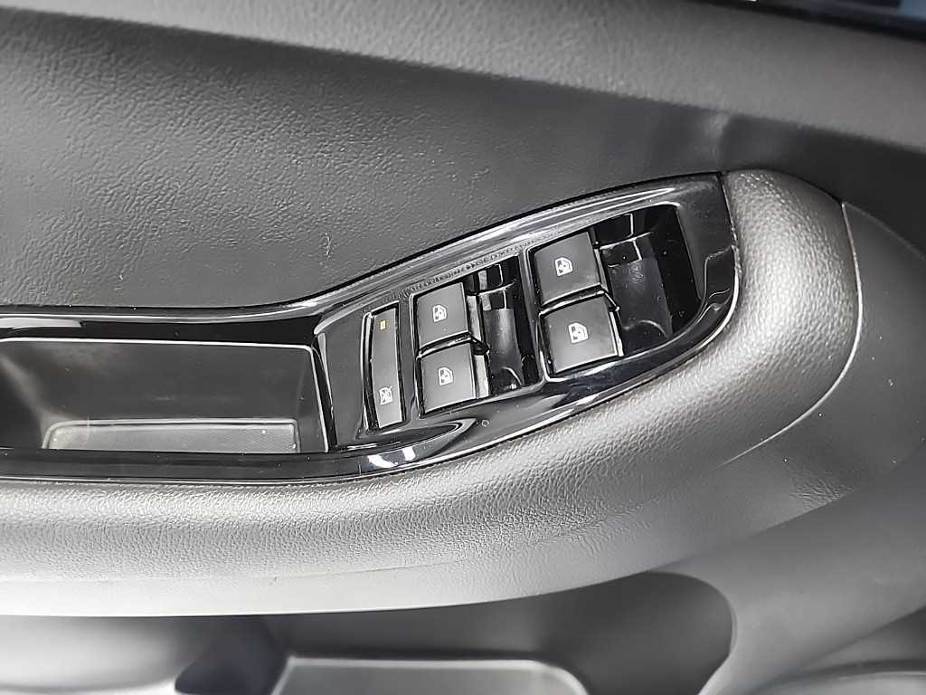 Chevrolet Orlando 2016 Plateado - Importación desde Corea - HF Imports Iquique - Foto 17