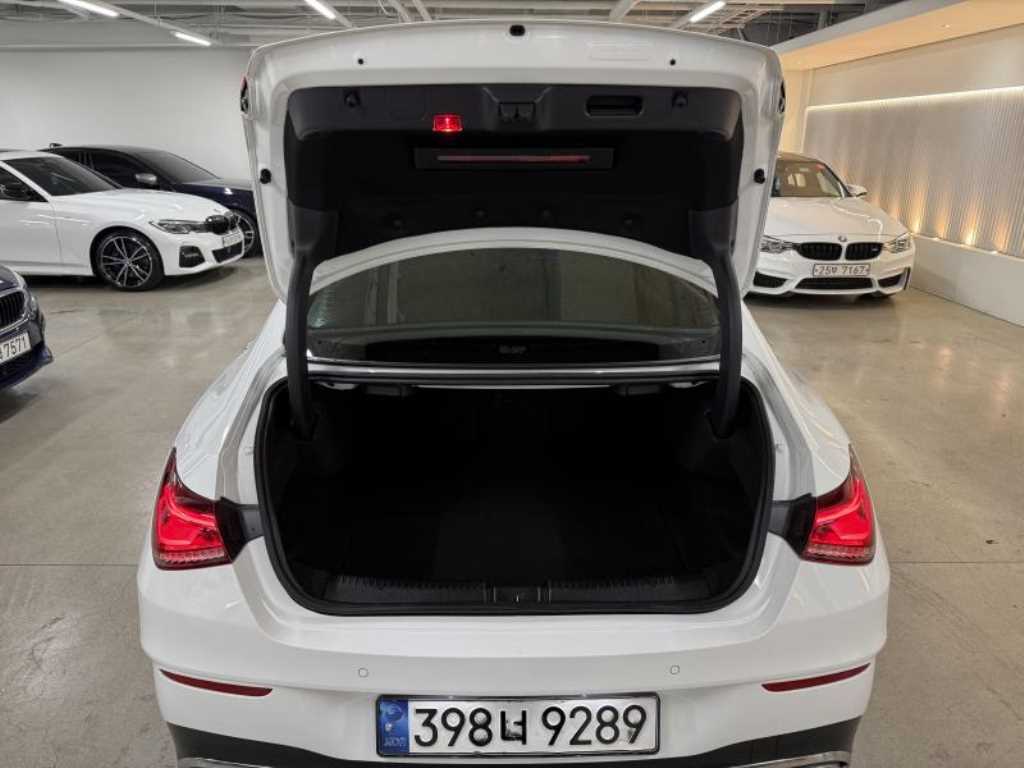 Mercedes Benz CLA Class 2020 Blanco - Importación desde Corea - HF Imports Iquique - Foto 17