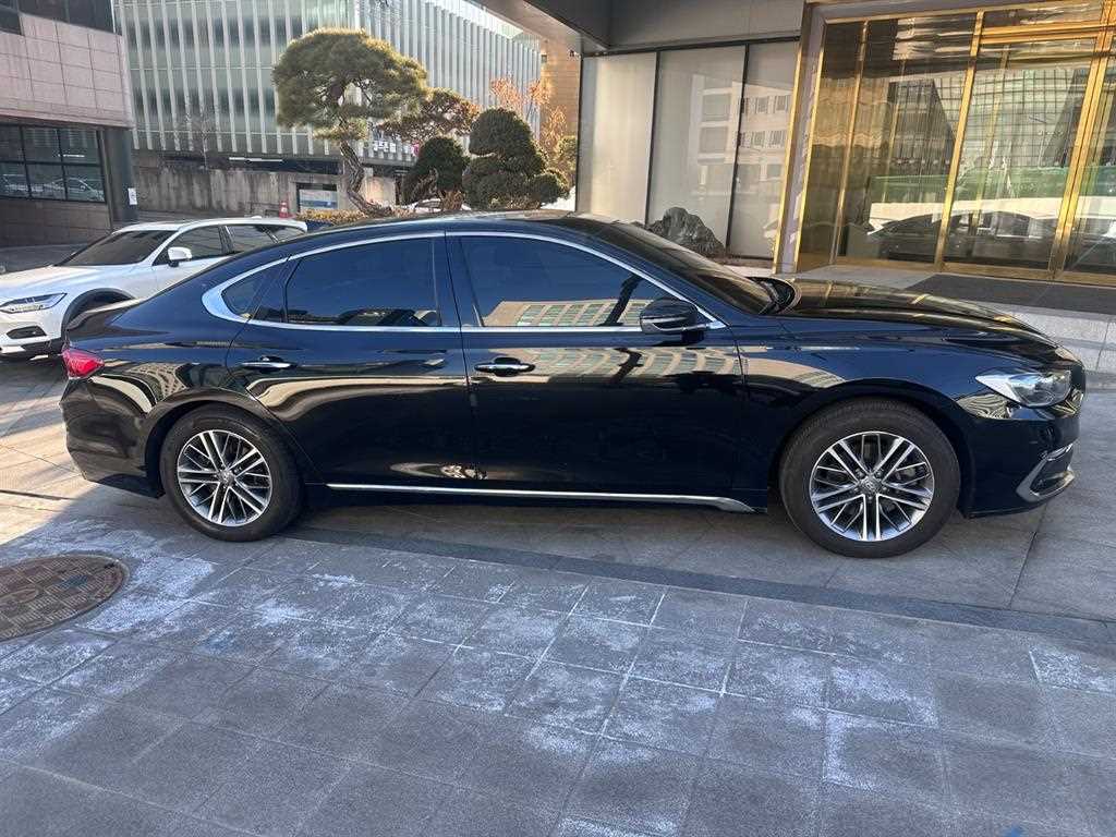 HYUNDAI Grandeur - Vista 4