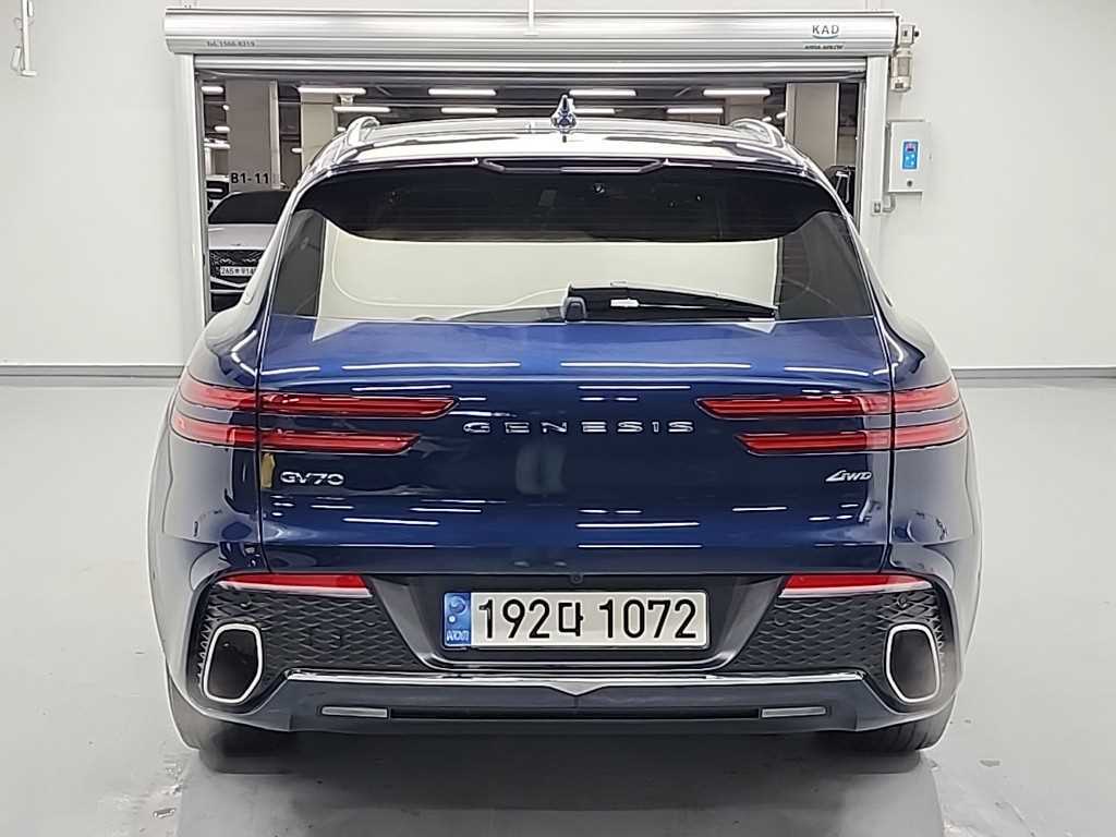 Genesis GV70 - Vista 4
