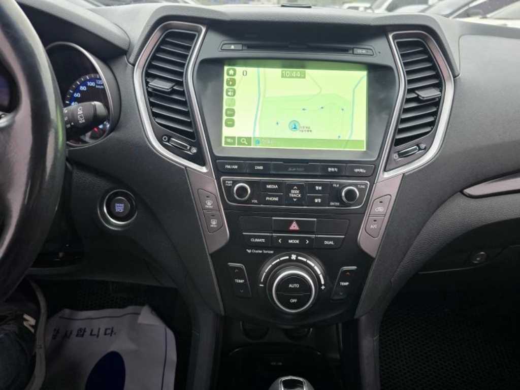 HYUNDAI Santa Fe - Vista 9