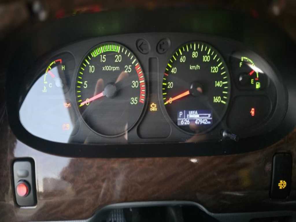 medium and large bus Hyundai bus - Vista 6