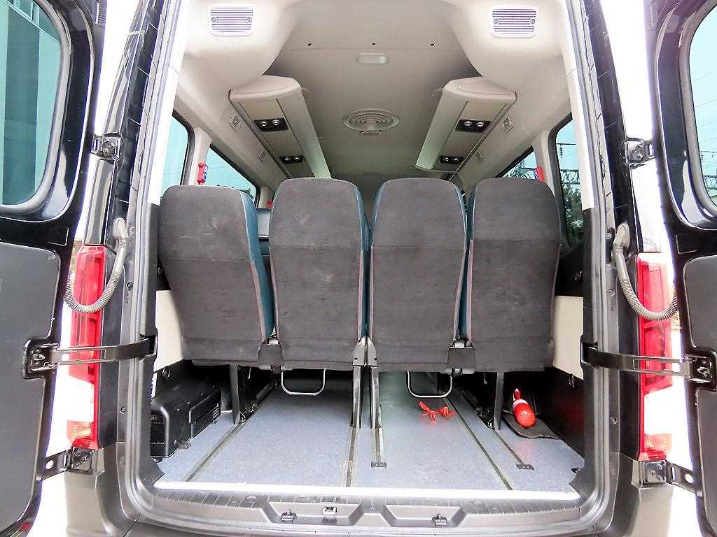 HYUNDAI Solati 2021 Negro - Importación desde Corea - HF Imports Iquique - Foto 18