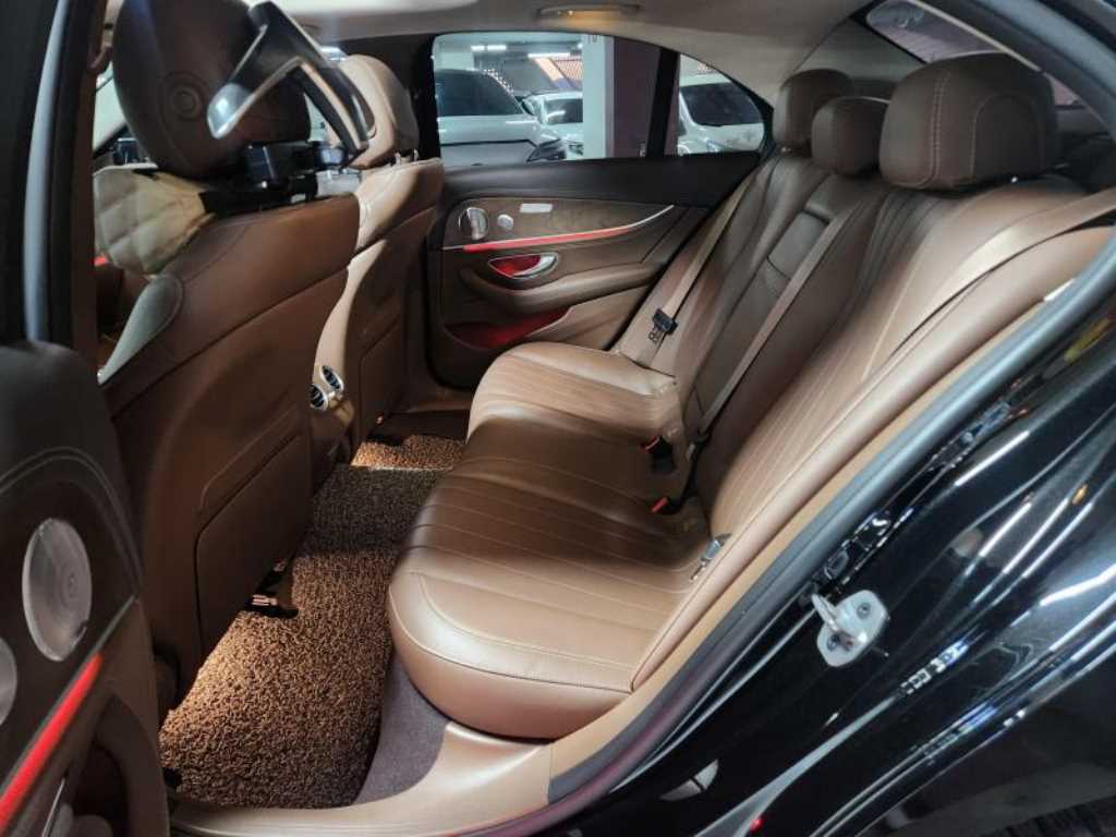 Mercedes Benz E class 2019 - Importación desde Corea - HF Imports Iquique - Foto 13