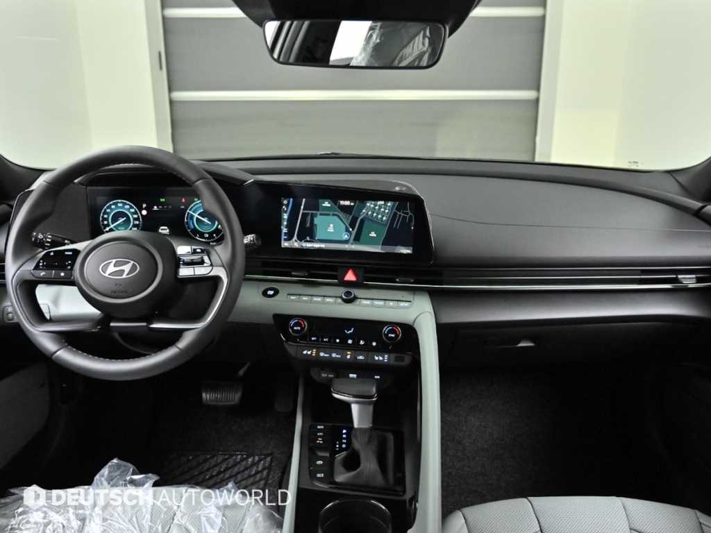 HYUNDAI Avante - Vista 7