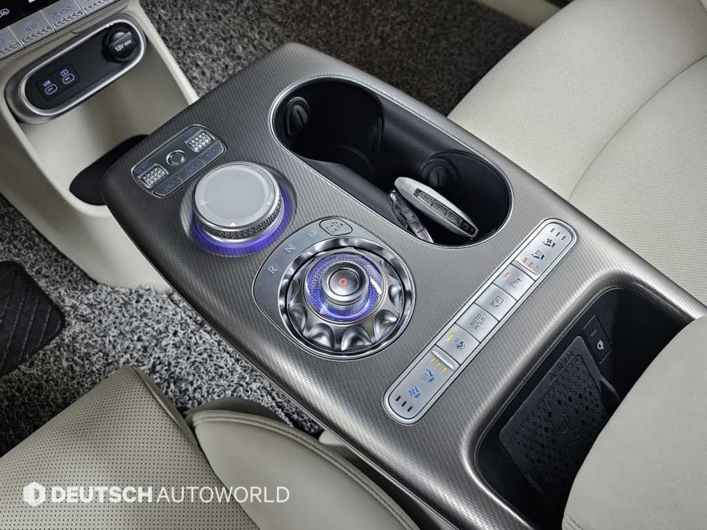 Genesis GV60 - Vista 9