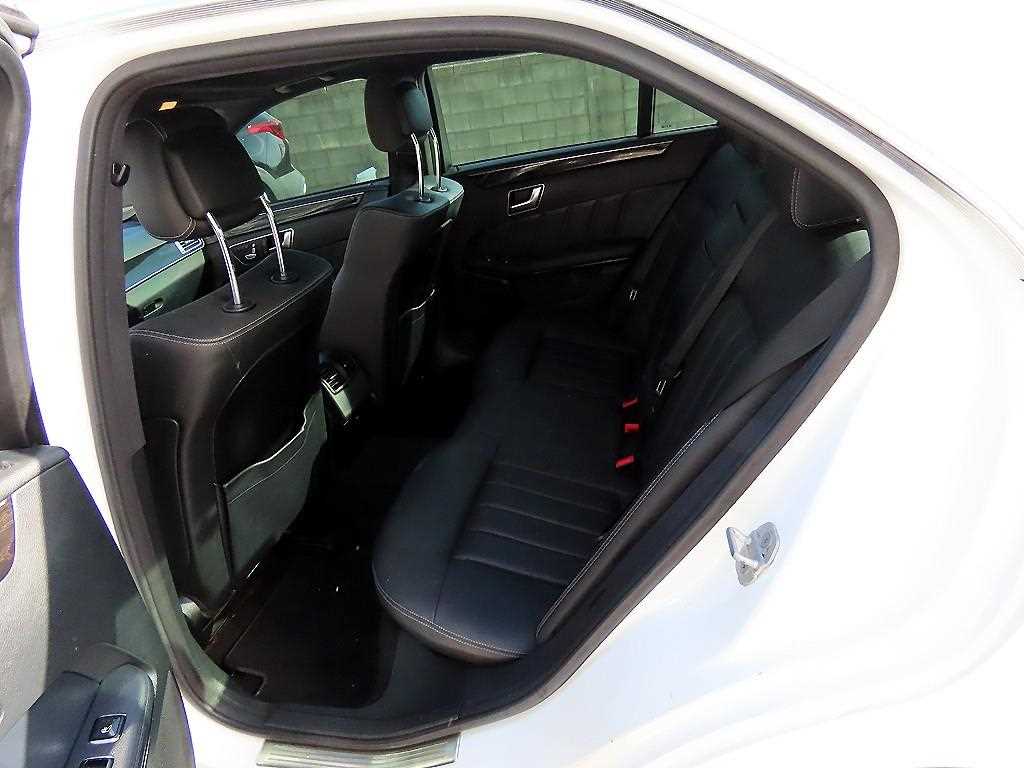 Mercedes Benz E class - Vista 6