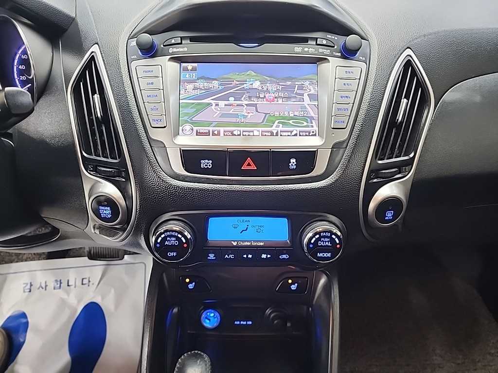 HYUNDAI Tucson - Vista 10