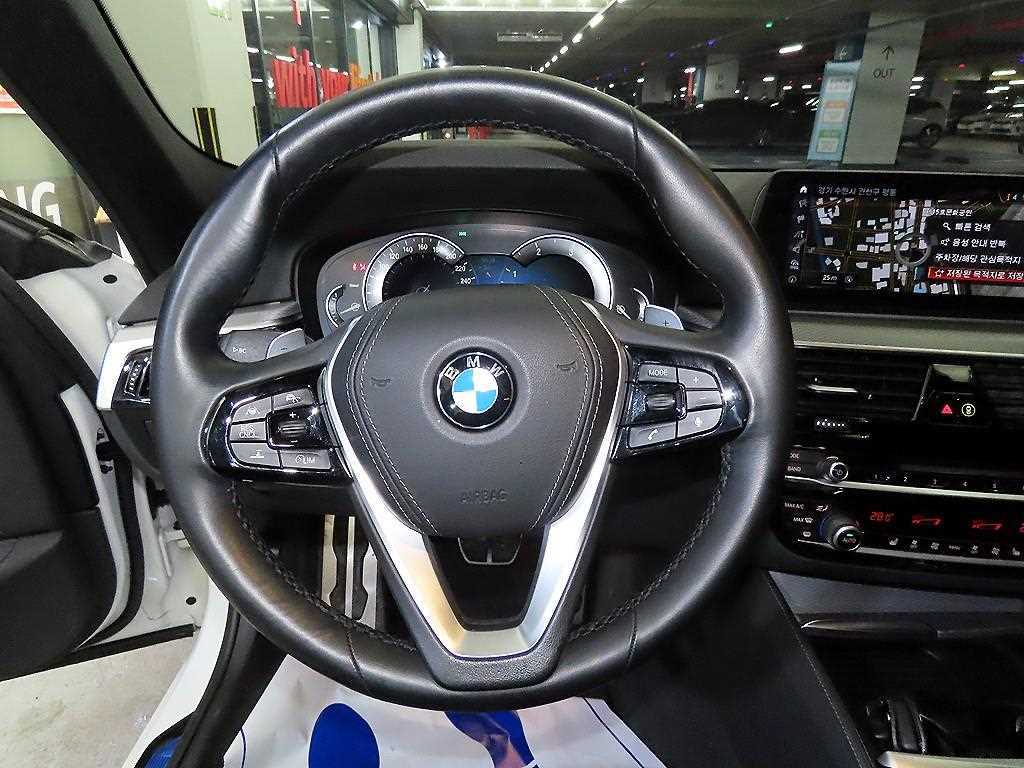 BMW 5 Series - Vista 8