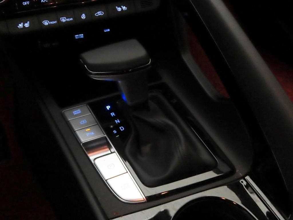 HYUNDAI Avante - Vista 11