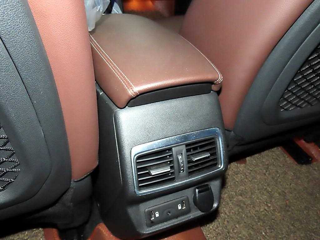 SAMSUNG QM6 2017 Blanco - Importación desde Corea - HF Imports Iquique - Foto 15