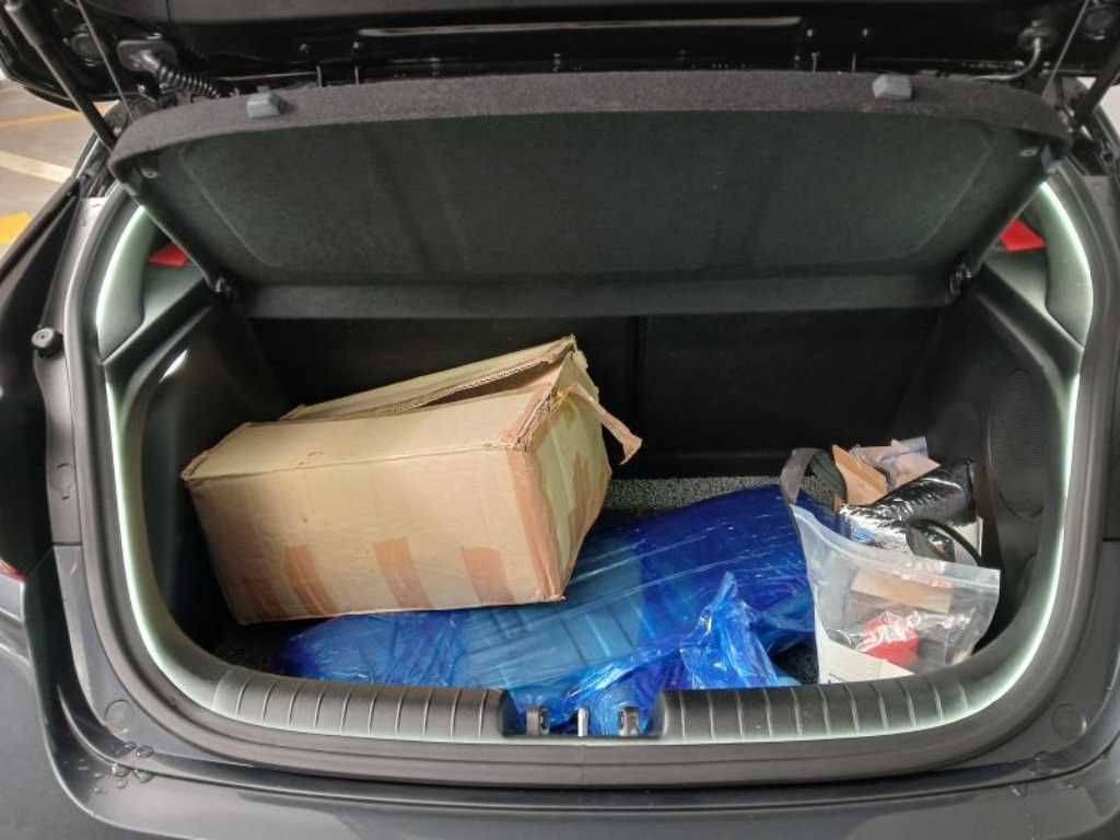 HYUNDAI Veloster 2018 Gris - Importación desde Corea - HF Imports Iquique - Foto 18