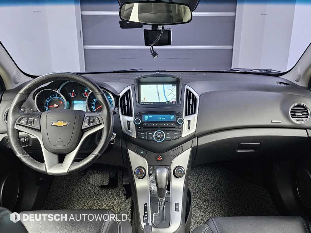 Chevrolet Cruise - Vista 7