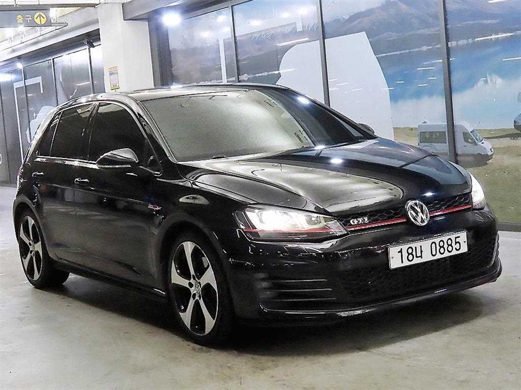 Volkswagen Golf - Vista 2