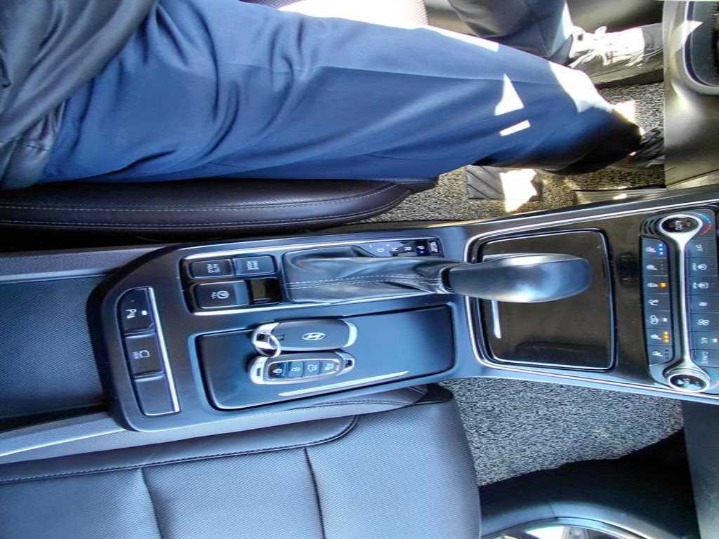 HYUNDAI Grandeur 2018 Negro - Importación desde Corea - HF Imports Iquique - Foto 17