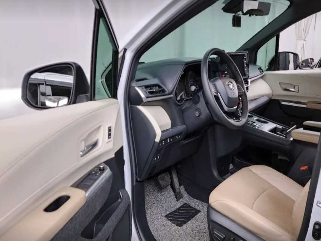 Toyota Siena - Vista 7