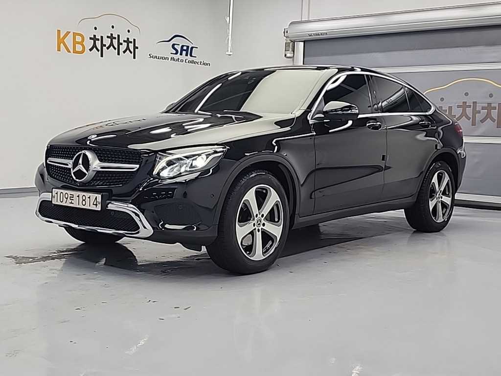 Mercedes Benz GLC Class 2019 Negro - Importación desde Corea - HF Imports Iquique - Foto 1