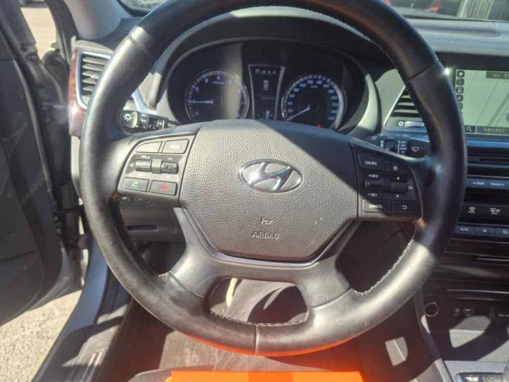 HYUNDAI Aslan - Vista 6