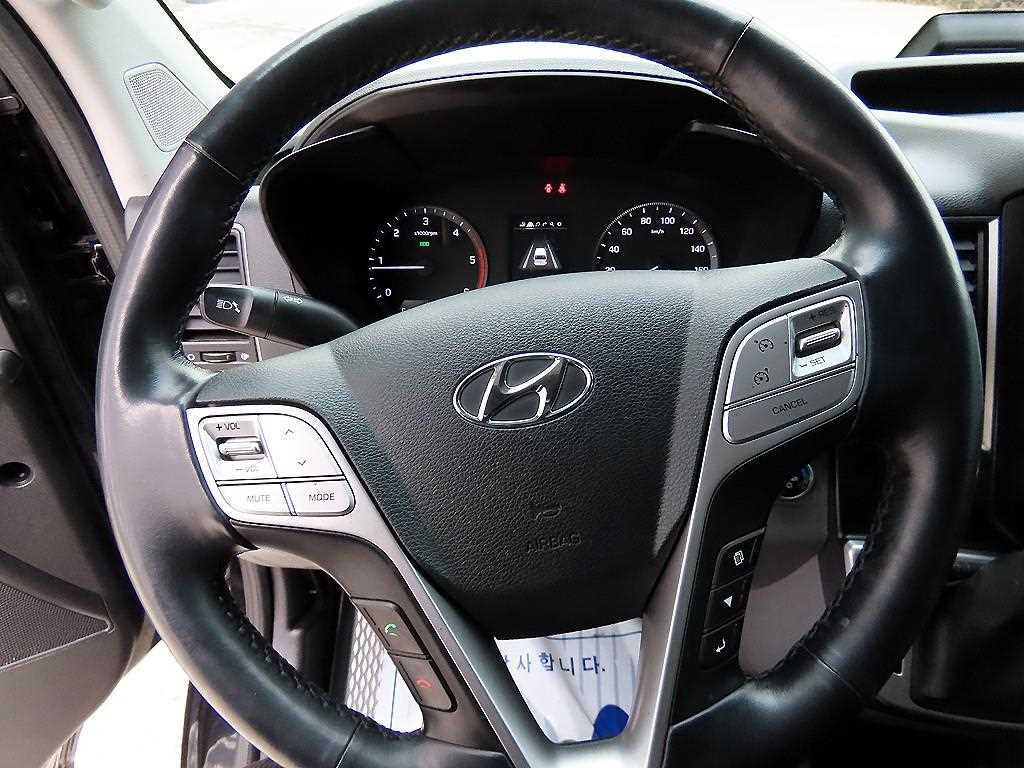 HYUNDAI Solati - Vista 9