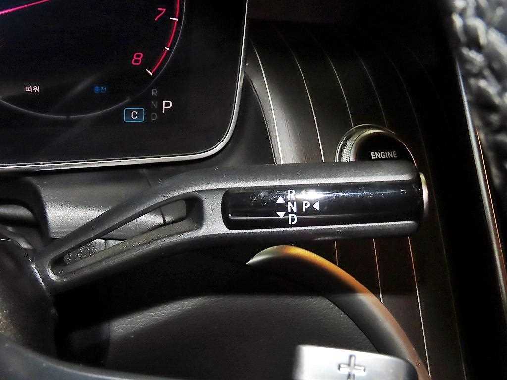 Mercedes Benz GLC Class - Vista 12