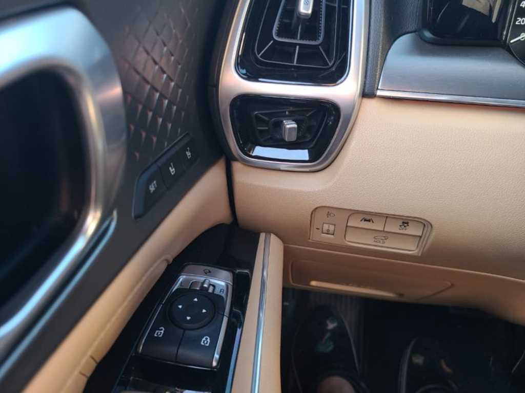 KIA Sorento - Vista 10