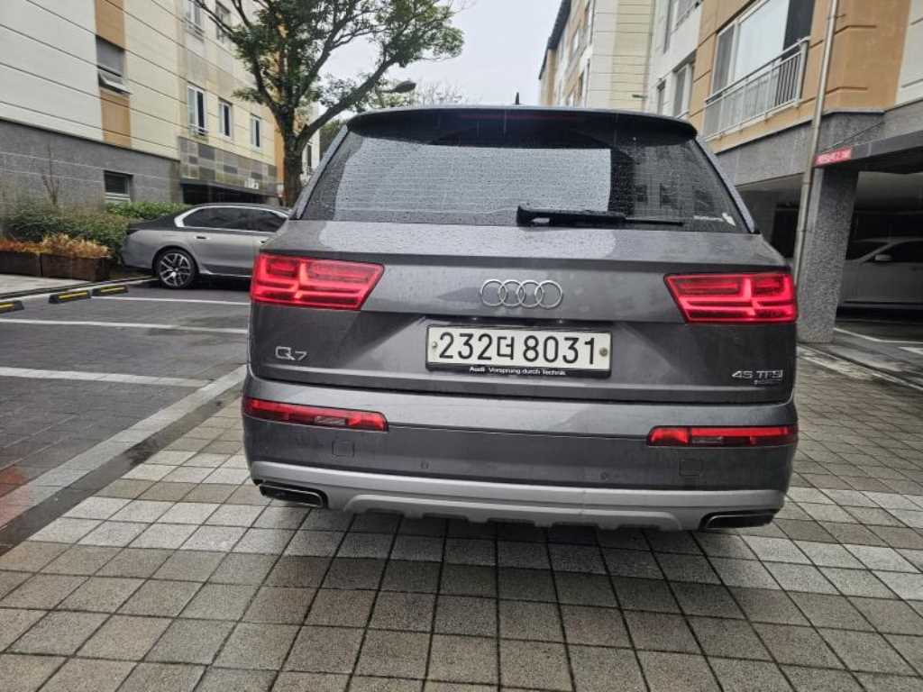 Audi Q7 - Vista 4