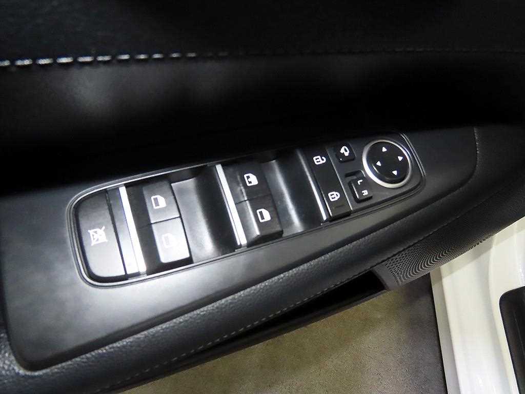 KIA K3 2021 Blanco - Importación desde Corea - HF Imports Iquique - Foto 13