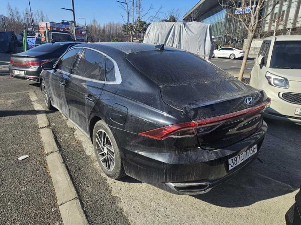 HYUNDAI Grandeur - Vista 4