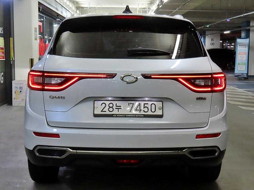 SAMSUNG QM6 - Vista 5