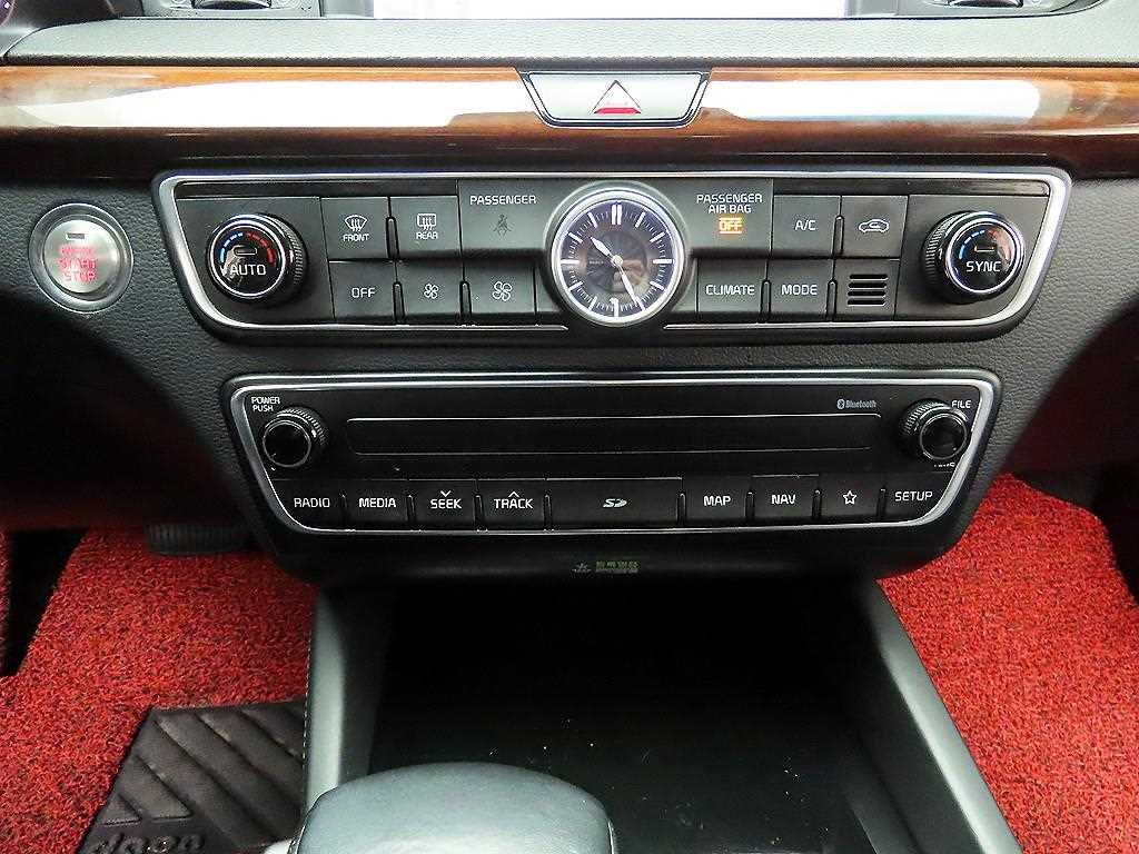 KIA K7 2017 Gris - Importación desde Corea - HF Imports Iquique - Foto 18