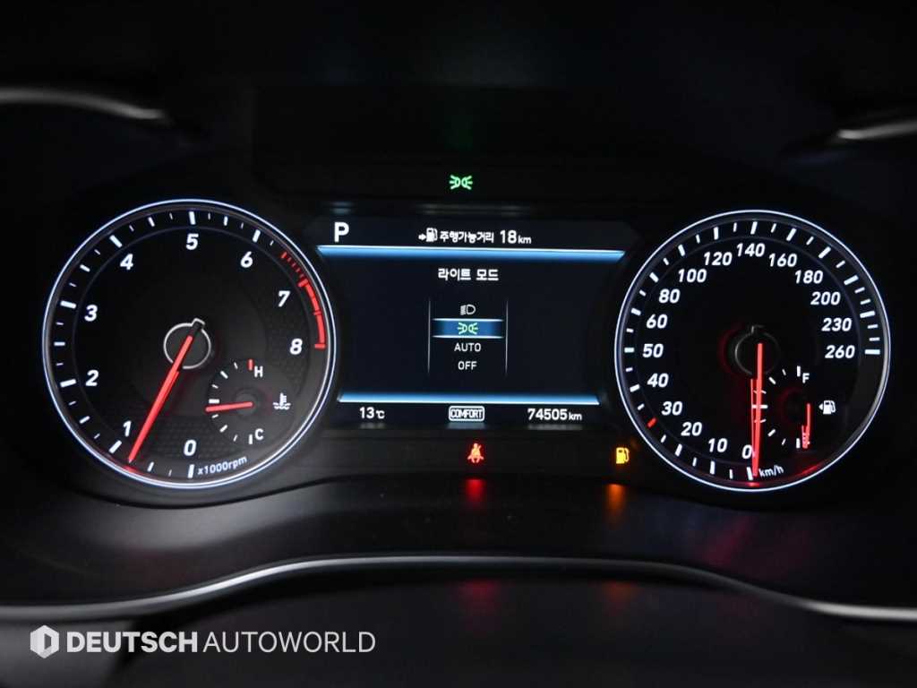 Genesis G70 - Vista 8