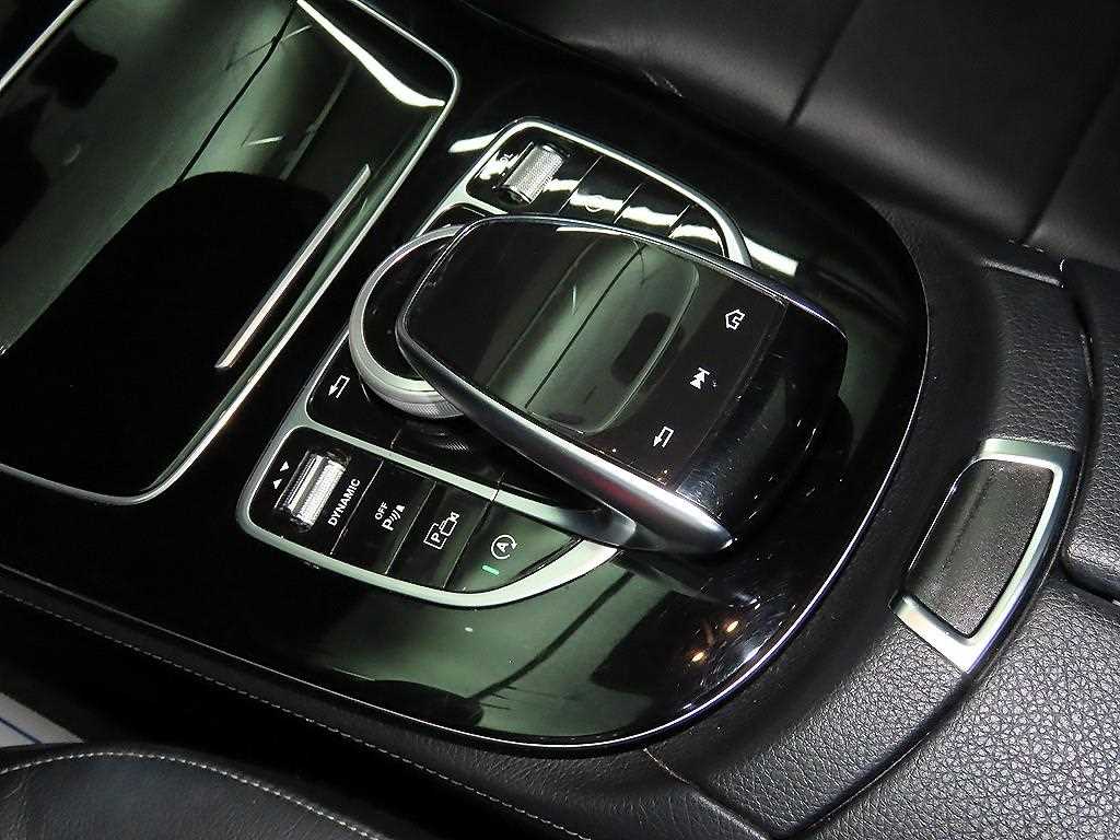 Mercedes Benz E class 2019 Blanco - Importación desde Corea - HF Imports Iquique - Foto 13