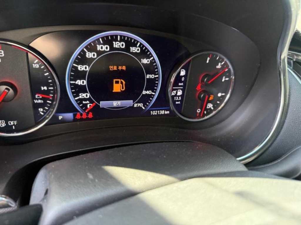 Chevrolet Malibu - Vista 4