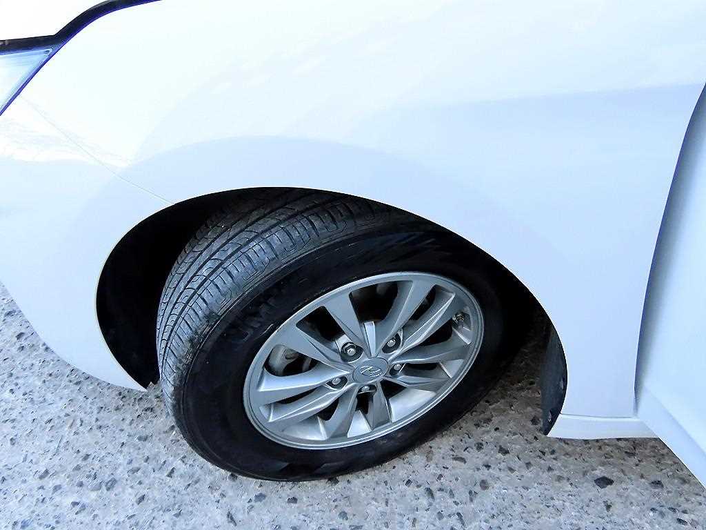 HYUNDAI Avante 2020 Blanco - Importación desde Corea - HF Imports Iquique - Foto 18