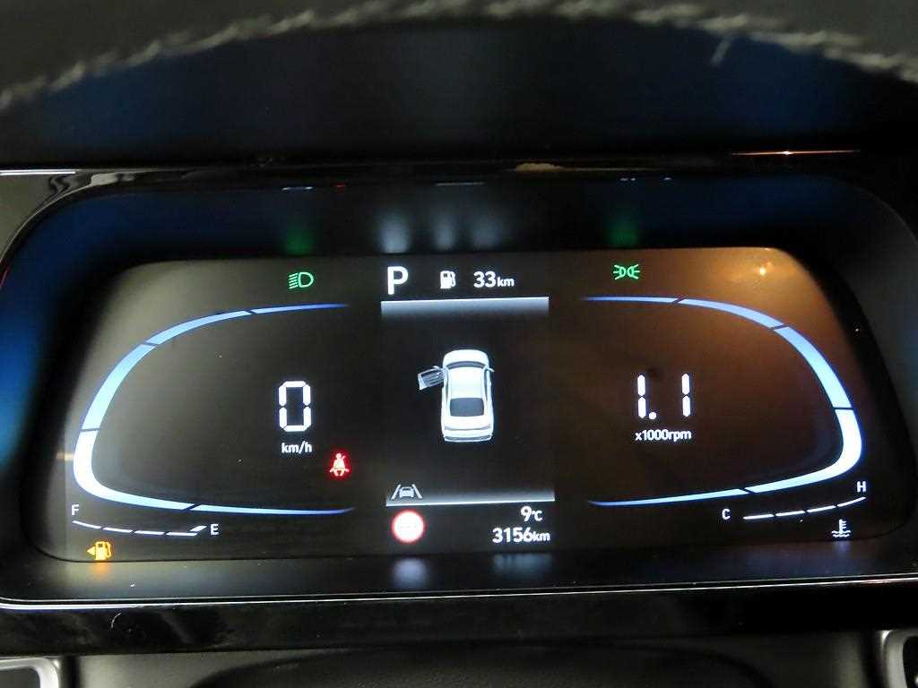 HYUNDAI Avante - Vista 6