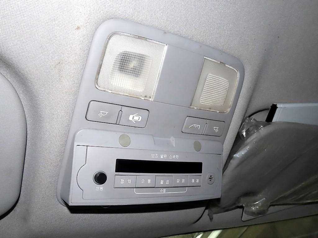 HYUNDAI Starex 2015 Amarillo - Importación desde Corea - HF Imports Iquique - Foto 14